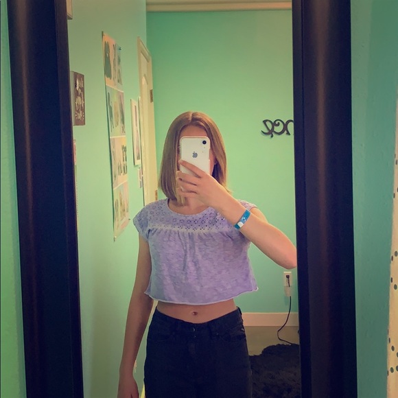 Tops - Cute crop top ❤️